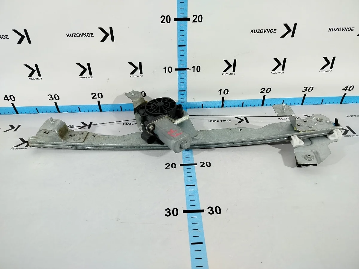 Стеклоподъемник Renault Duster 2015 HSM