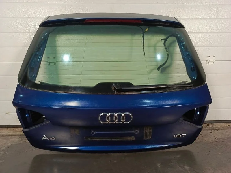 Крышка багажника   Audi A4 B8
