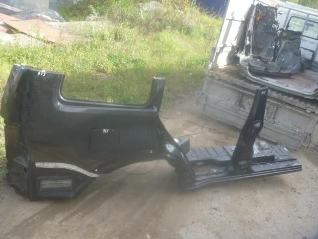 Б.у. лючок бензобака MITSUBISHI PAJERO V97W MITSUBISHI PAJERO V97W