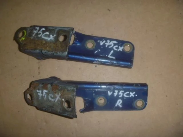 Б.у. петля капота (2шт) MITSUBISHI PAJERO V75W MITSUBISHI PAJERO V75W