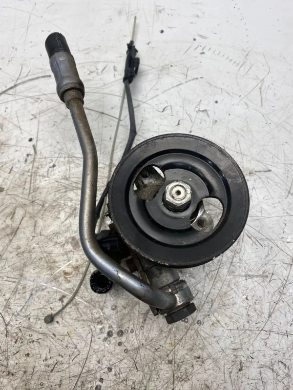 Насос ГУР Kia Rio 2 571001G000 G4EE