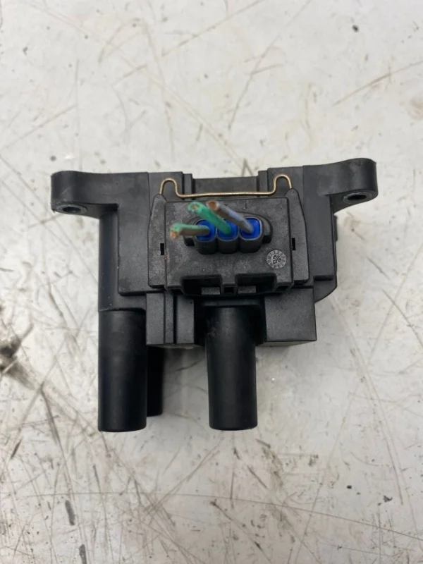 Катушка зажигания Ford Mondeo 1458400 CJBA