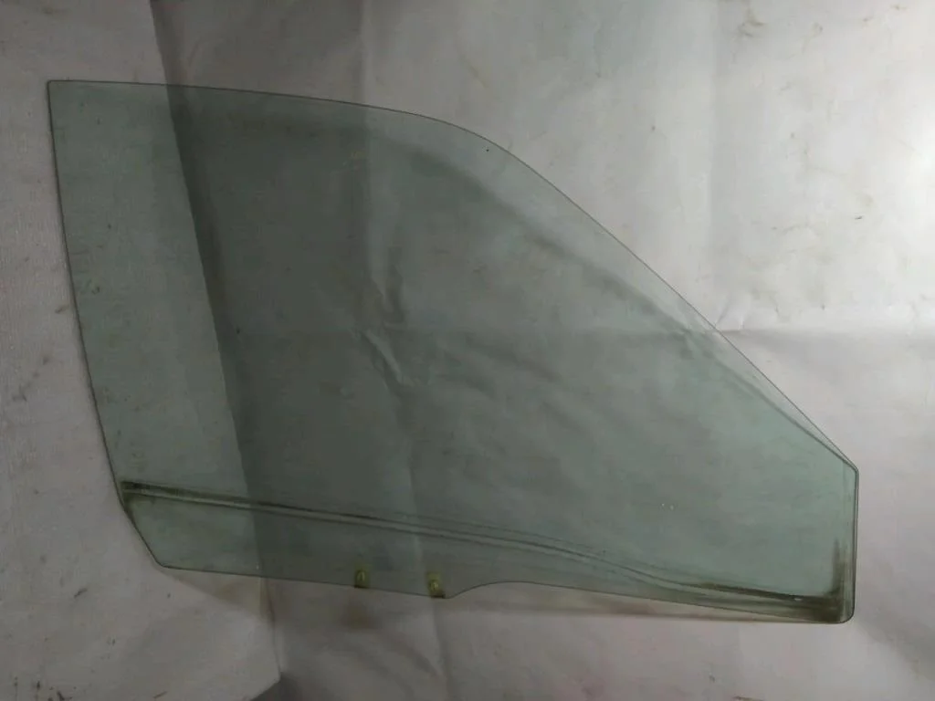 Б.у. стекло двери SUZUKI GRAND VITARA SQ420 SUZUKI GRAND VITARA SQ420