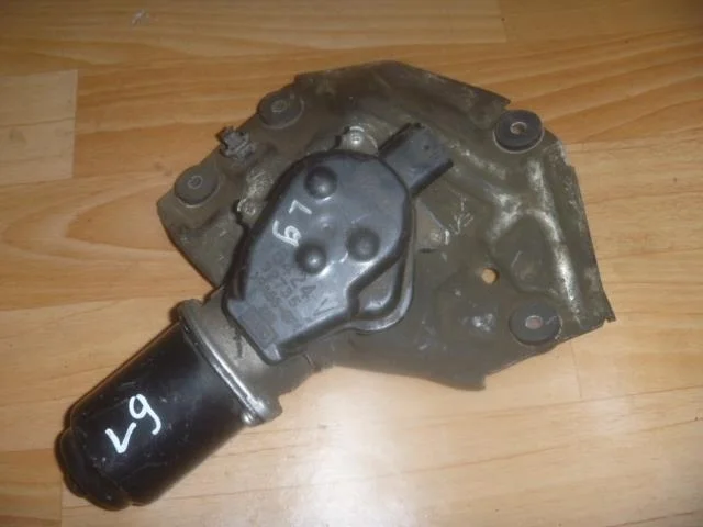 Б.у. мотор дворников MITSUBISHI LANCER CS3A MITSUBISHI LANCER CS3A