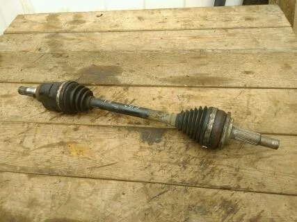 Б.у. привод TOYOTA COROLLA ZRE151 TOYOTA COROLLA ZRE151