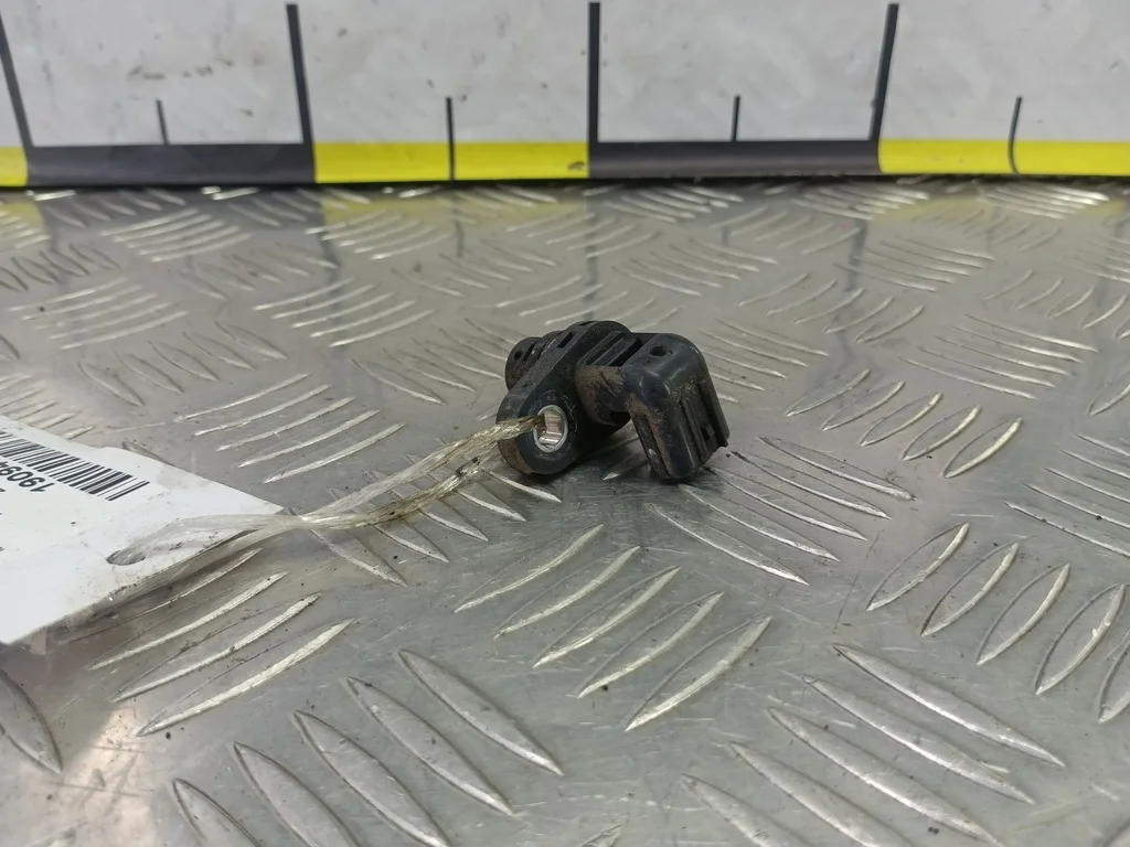 Датчик положения коленвала MAZDA 3 BK рестайлинг