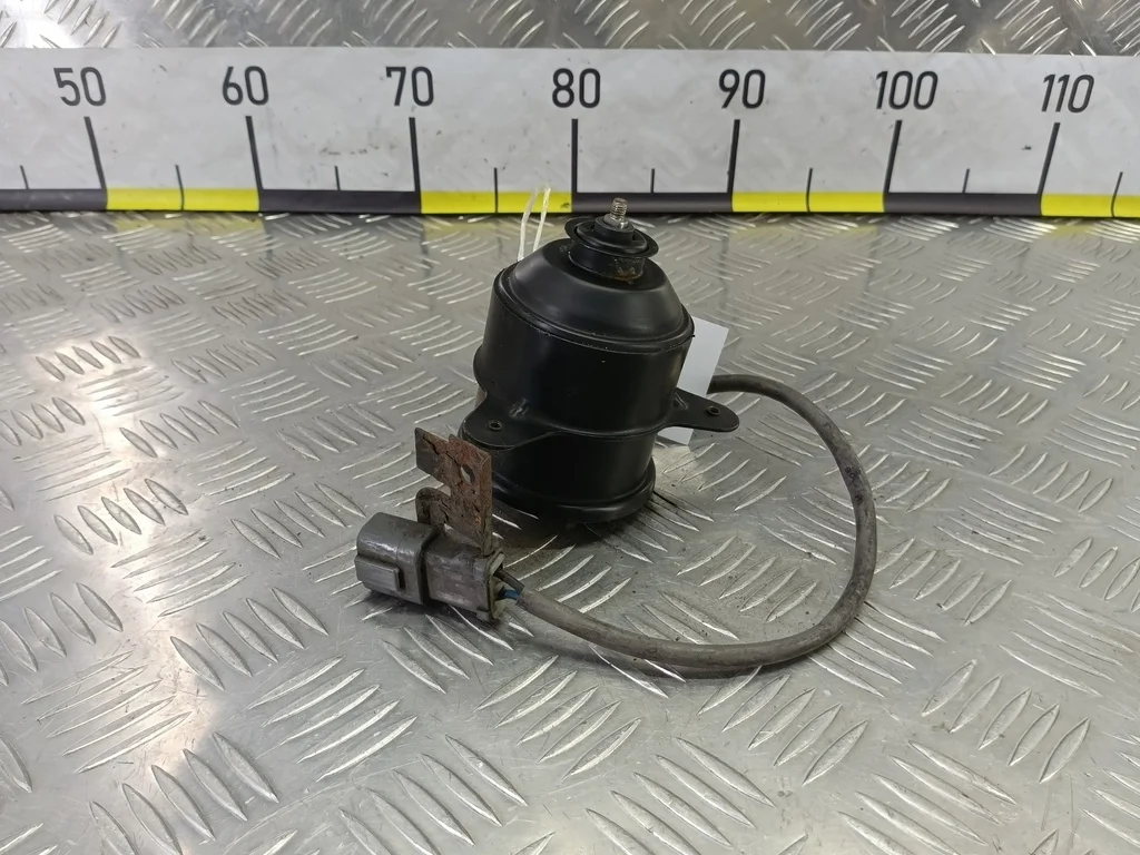 Моторчик вентилятора HONDA CR-V I рестайлинг (199