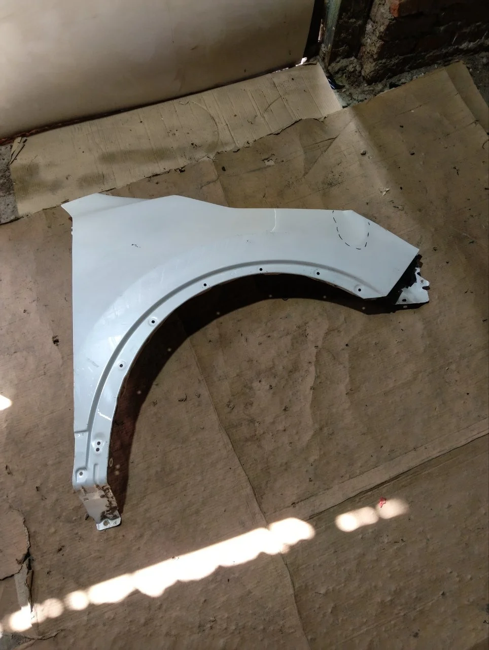 Крыло Nissan Qashqai 2021 F31004EAMB J11, переднее правое