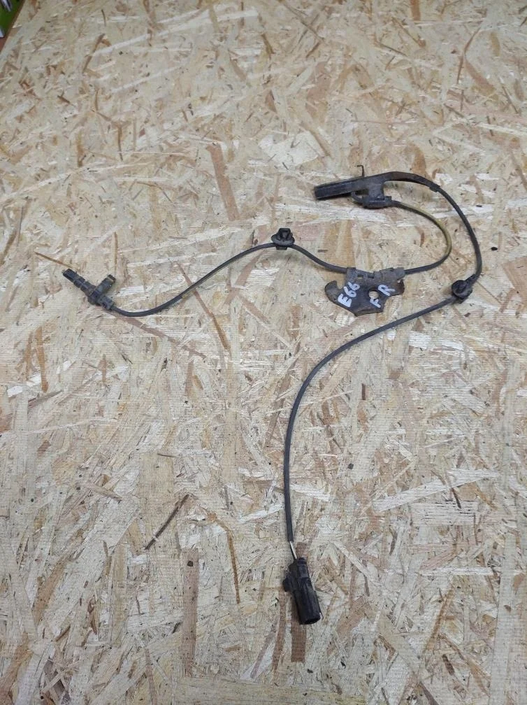 Б.у. датчик abs TOYOTA COROLLA ZRE151 TOYOTA COROLLA ZRE151