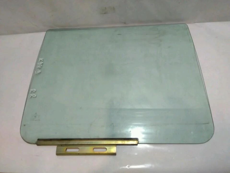 Б.у. стекло двери MITSUBISHI PAJERO SPORT K94W MITSUBISHI PAJERO SPORT K94W