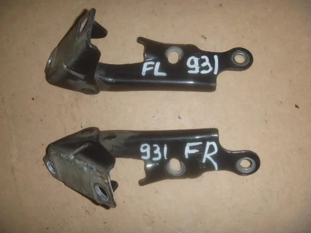 Б.у. петля капота (2шт) MITSUBISHI PAJERO V93W MITSUBISHI PAJERO V93W