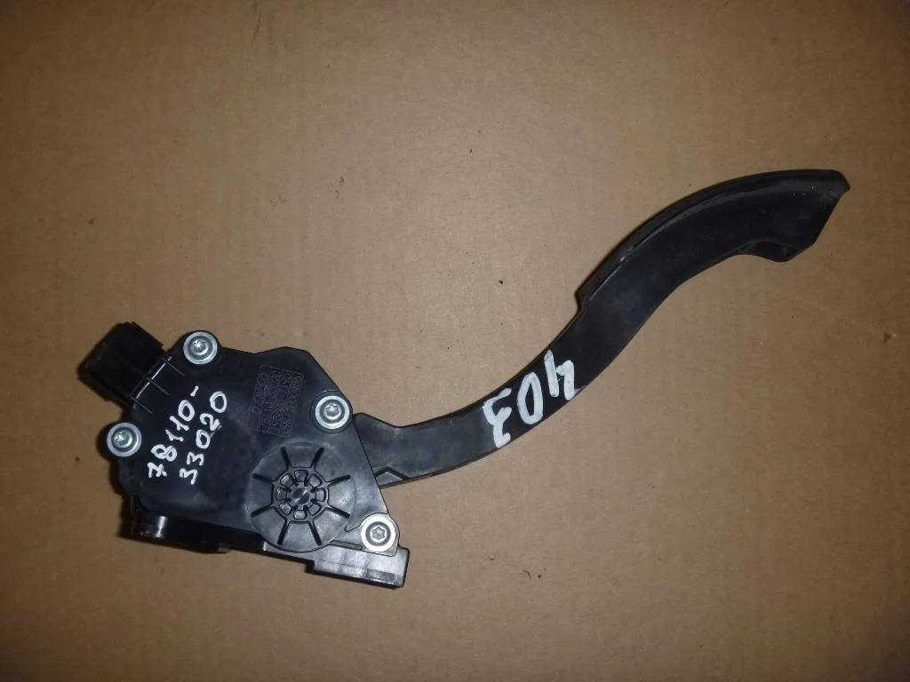 Б.у. педаль газа TOYOTA CAMRY V40 ACV40 TOYOTA CAMRY V40 ACV40