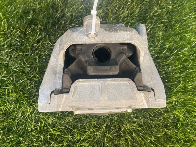 Подушка двигателя Volkswagen Passat CC 2008 1K0199262CL B6 BWS 3.6, правая