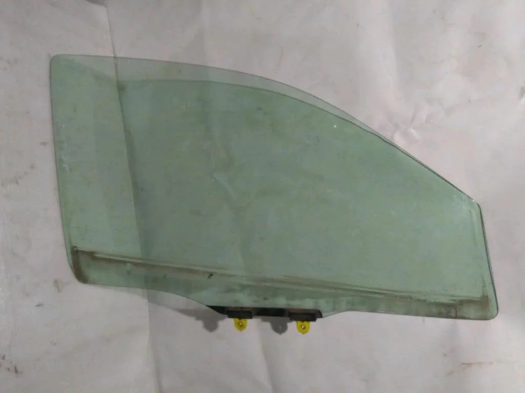 Б.у. стекло двери MITSUBISHI AIRTREK CU2W MITSUBISHI AIRTREK CU2W