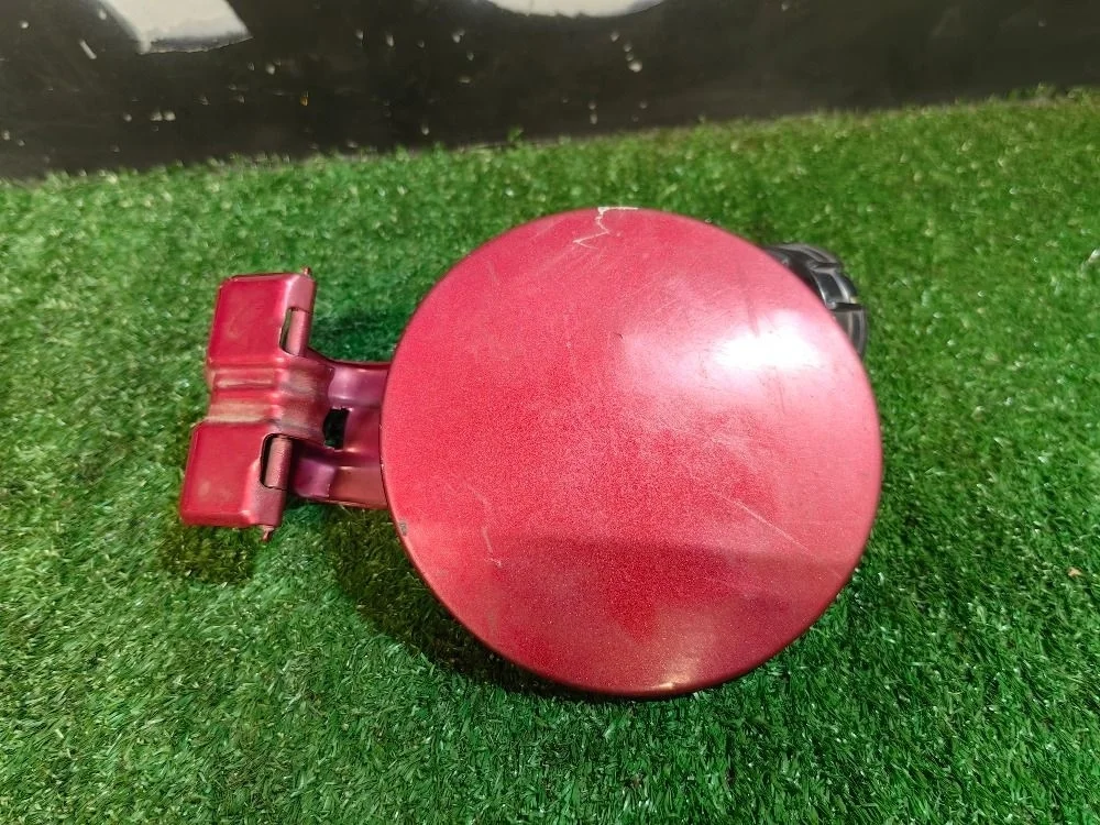 Лючок бензобака Mitsubishi Lancer 10