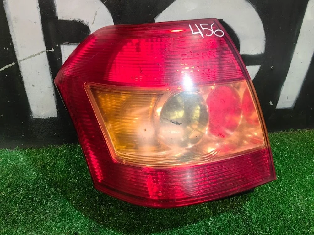 Фонарь задний правый Toyota Corolla IX