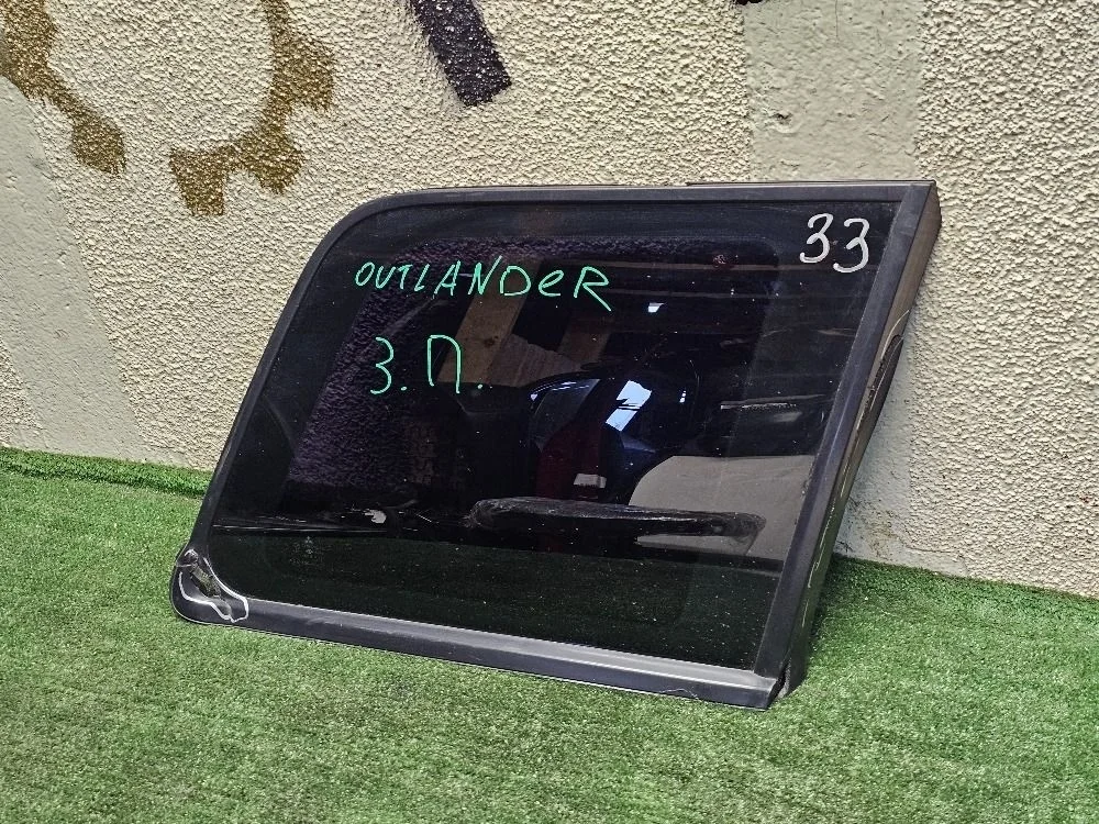 Форточка задняя правая Mitsubishi Outlander