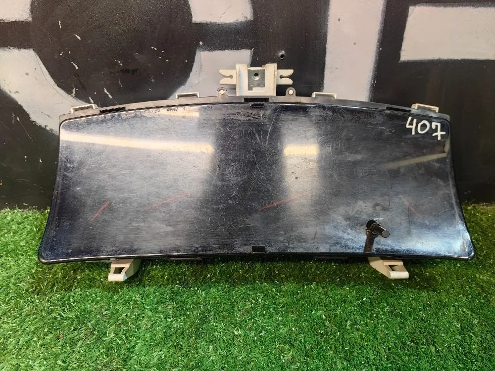 Панель приборов Toyota Corolla IX