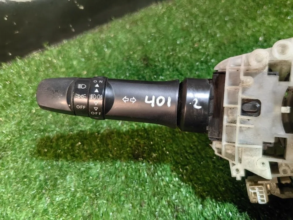 Переключатель подрулевой Mitsubishi Lancer X