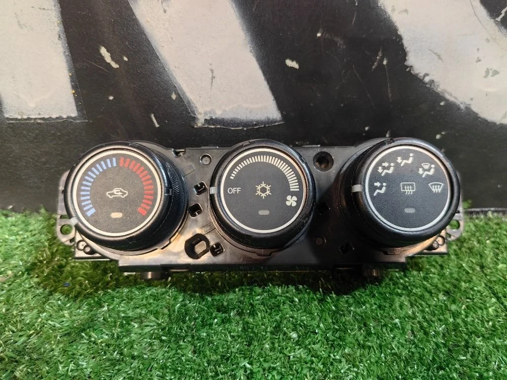 Блок управления климатом Mitsubishi Lancer X