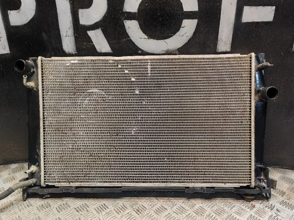 Радиатор охлаждения двс Toyota Rav 4 III