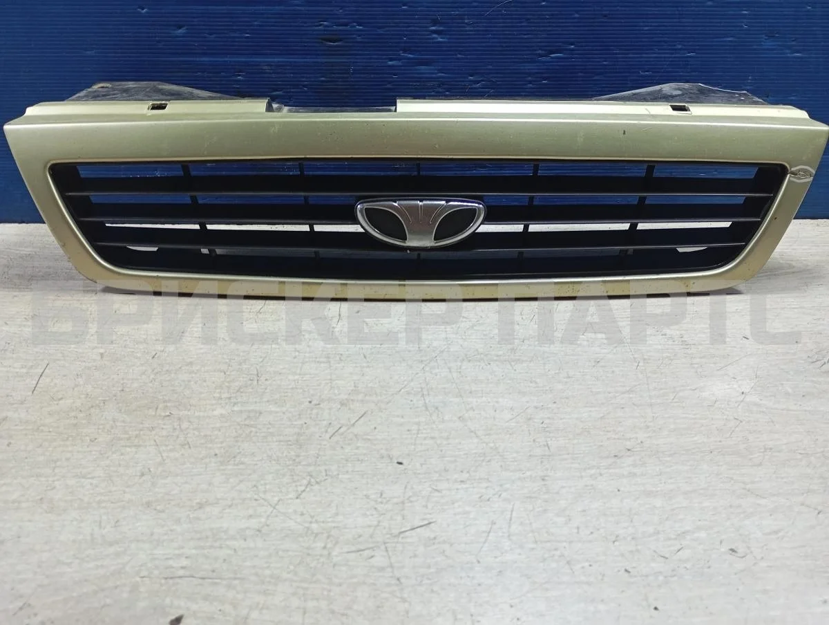 Решетка радиатора Дэу Нексия Первое  N100