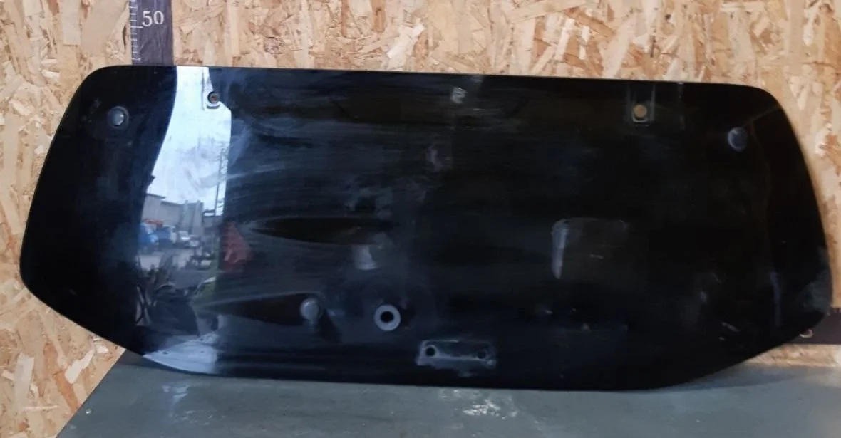 Стекло двери багажника Nissan Pathfinder III рестайлинг (2010—2014) 2011 KAF - бежевый