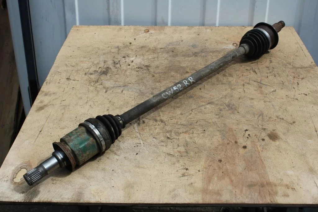 Б.у. привод MITSUBISHI OUTLANDER XL CW5W MITSUBISHI OUTLANDER XL CW5W