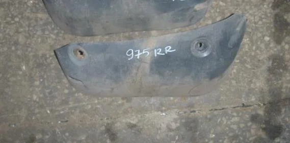 Б.у. брызговик MITSUBISHI PAJERO V98W MITSUBISHI PAJERO V98W