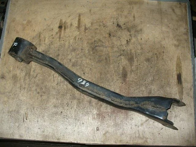 Б.у. рычаг продольный MITSUBISHI PAJERO V98W MITSUBISHI PAJERO V98W