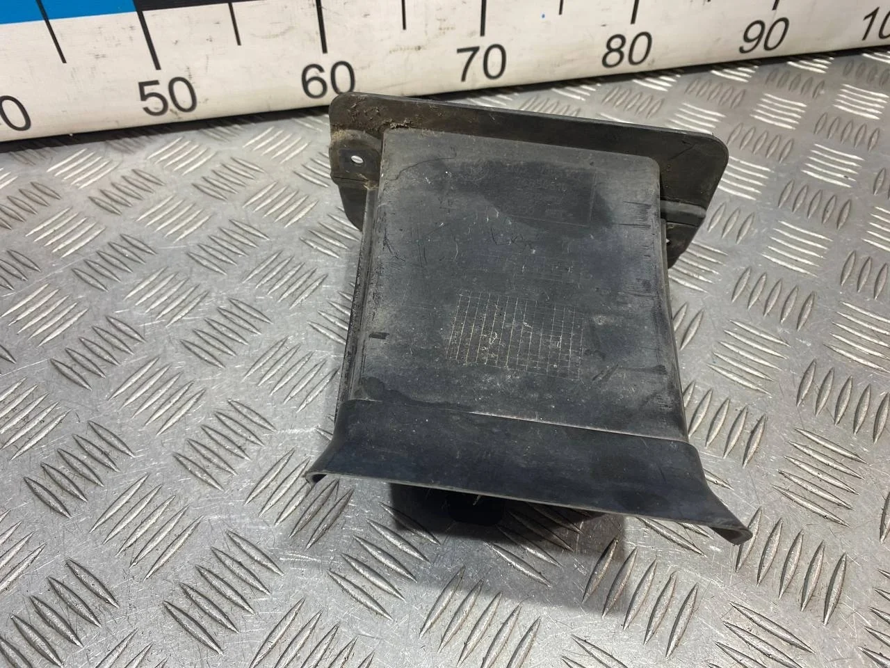 [Б/У] Воздухозаборник наружный BMW [Код: 00645625 ]