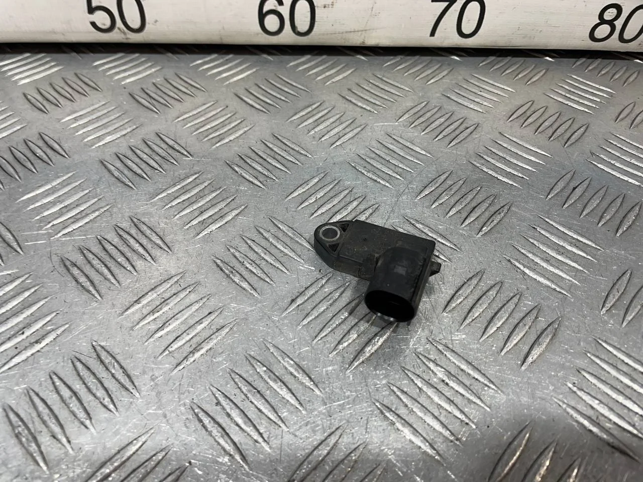 [Б/У] Датчик включения стоп сигнала [Код: 00642368 ]