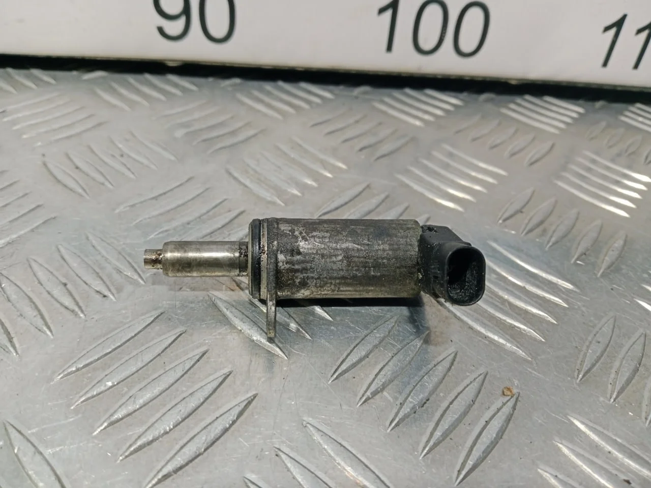 [Б/У] Клапан электромагнитный [Код: 00641065 ]