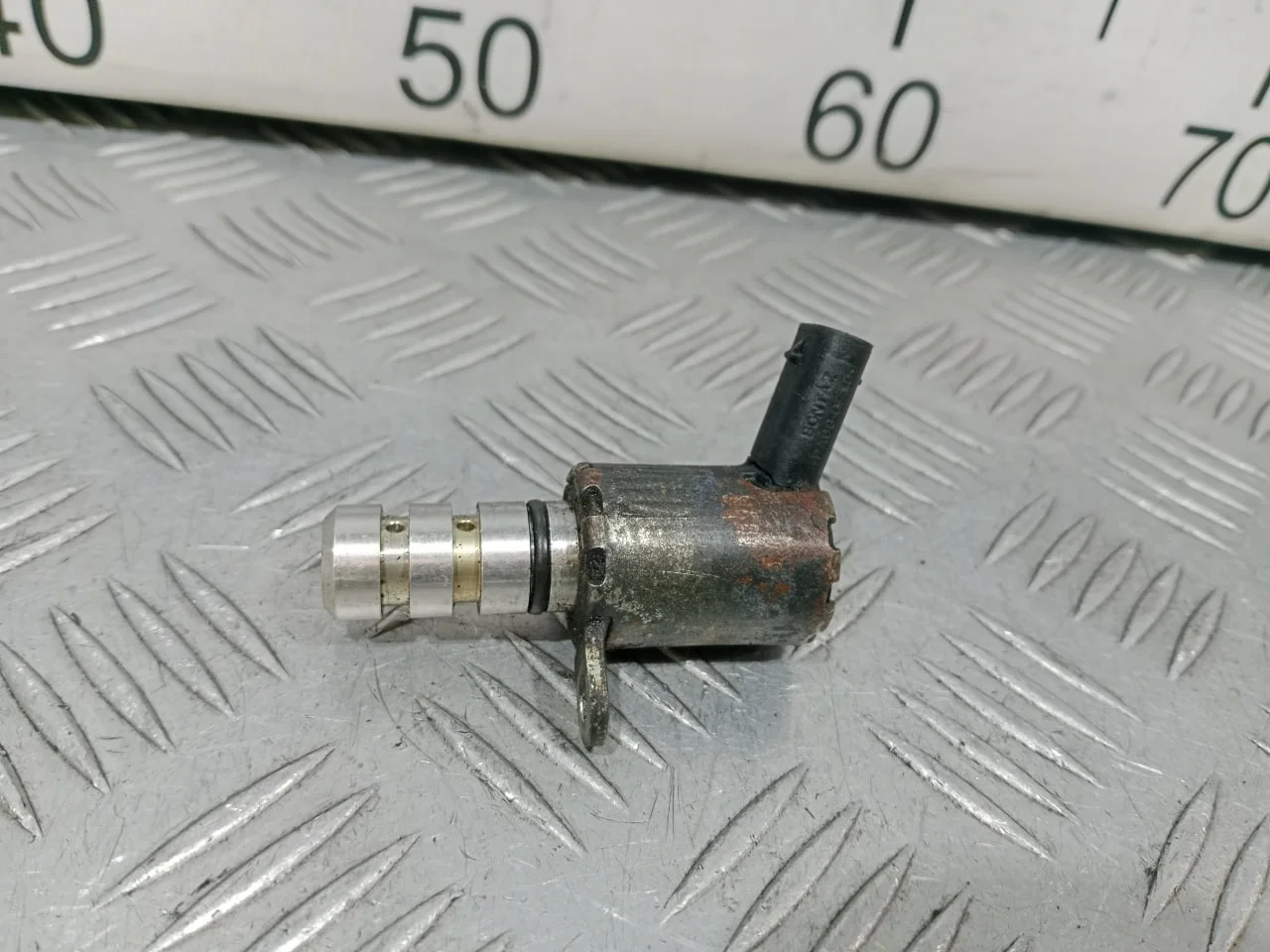 [Б/У] Клапан электромагнитный изменения фаз ГРМ [Код: 00641476 ]