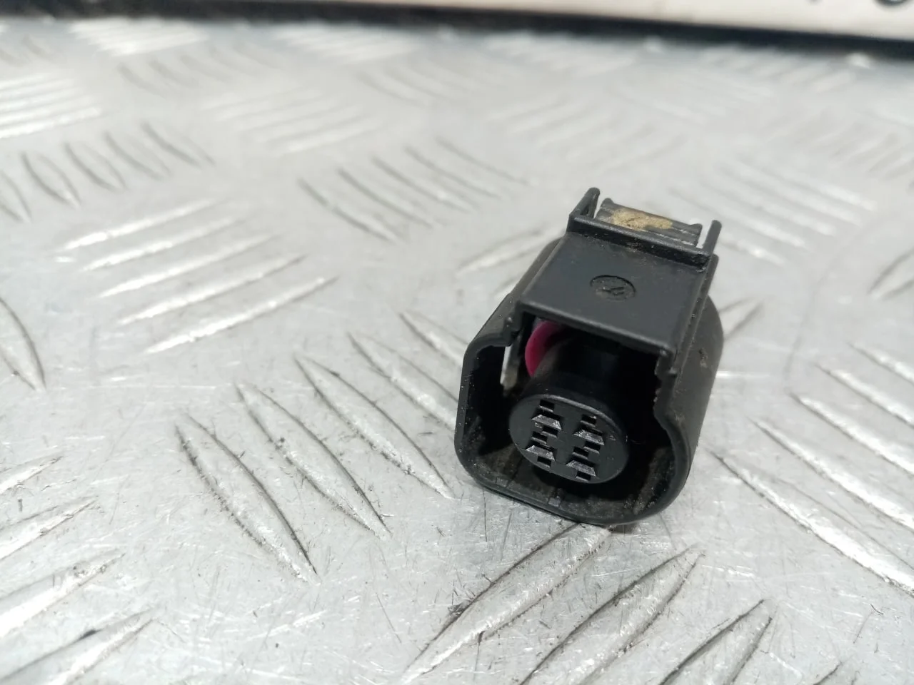 [Б/У] Разъем 4 контакта [Код: 00642860 ]