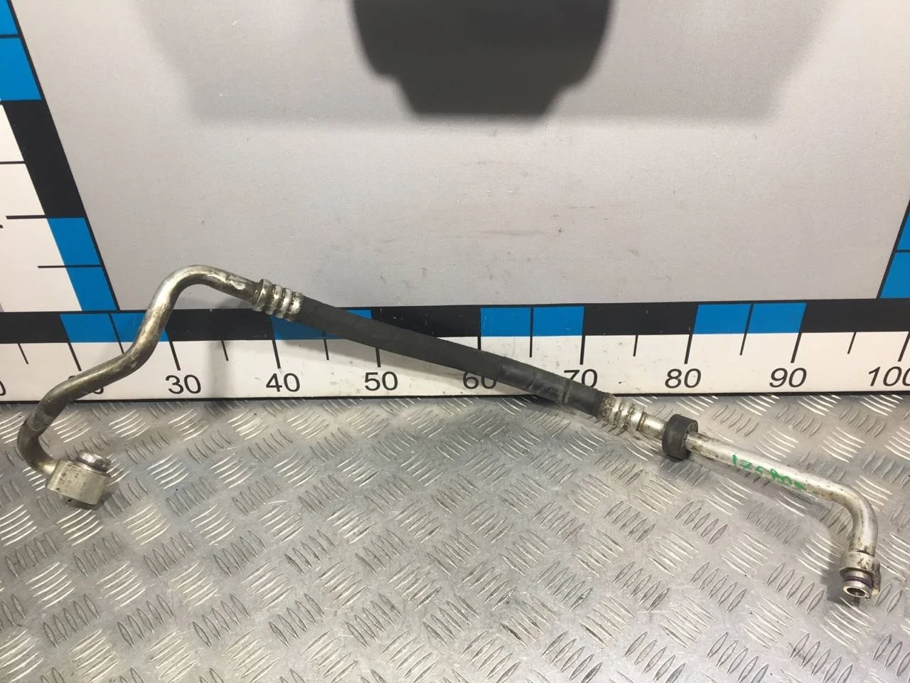 [Б/У] Трубка кондиционера [Код: 00644209 ]