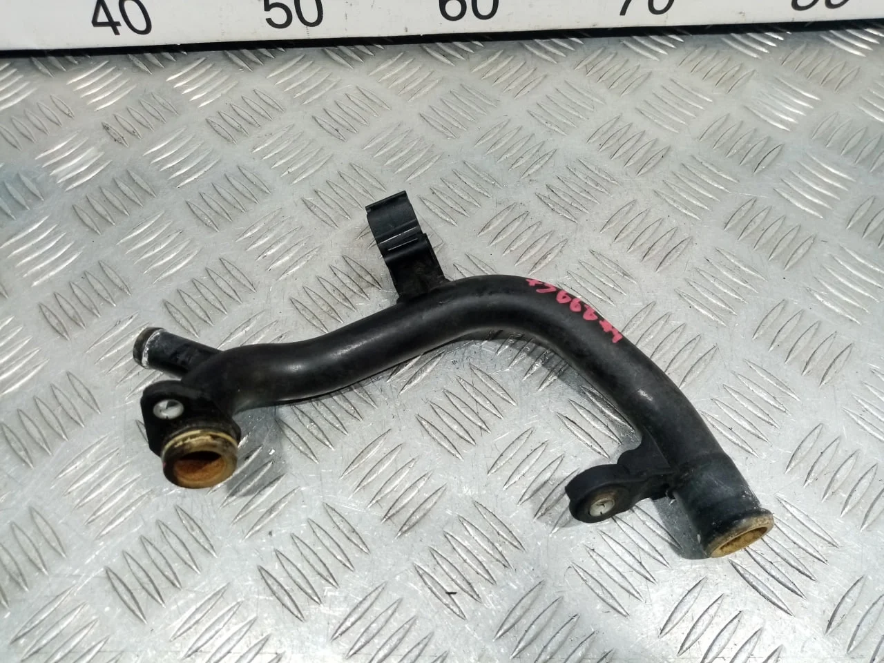 [Б/У] Трубка системы охлаждения [Код: 00642941 ]