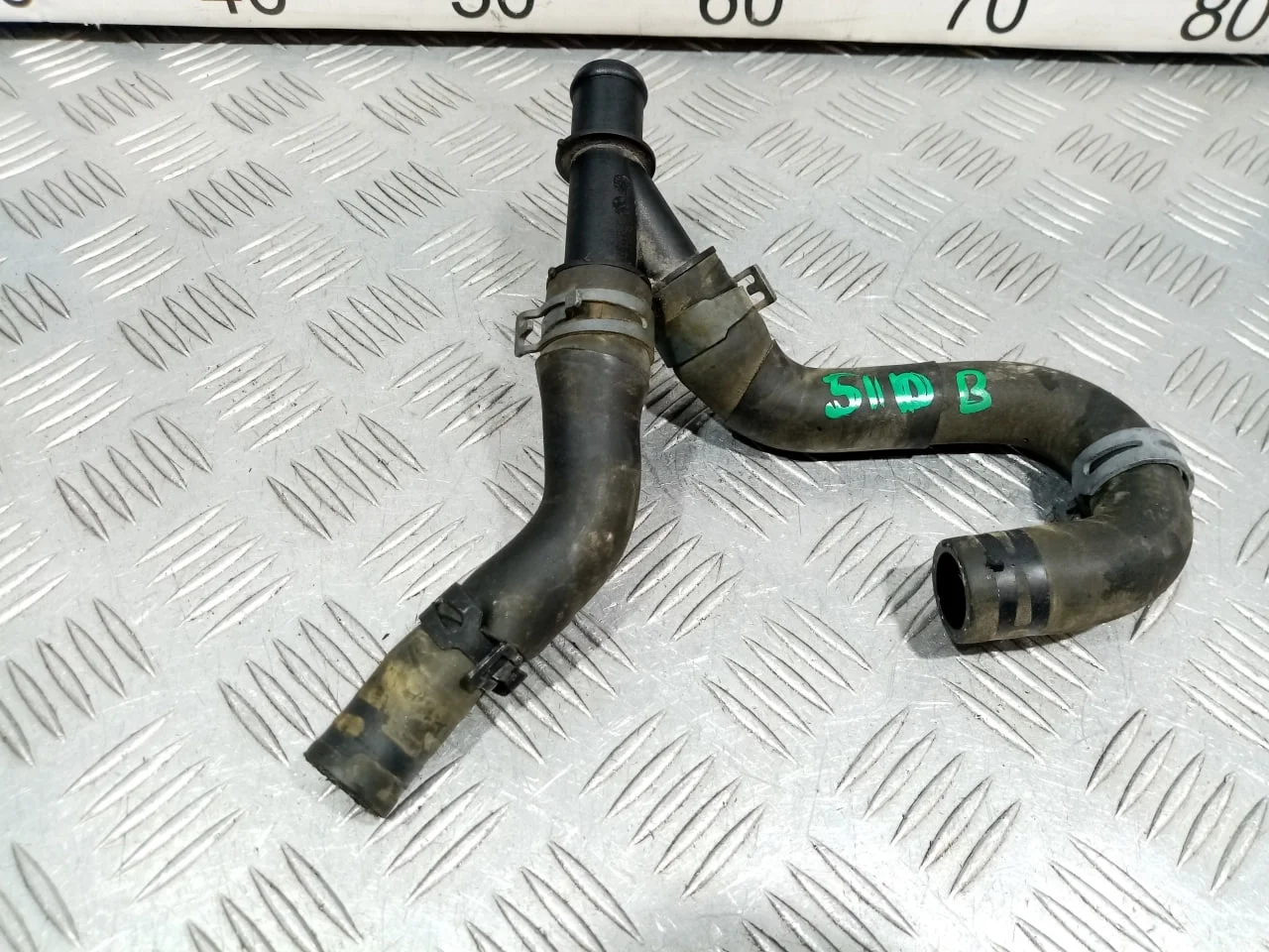 [Б/У] Шланг системы охлаждения - (Состояние: без длинного партрубка) [ХОРОШЕЕ] [Код: 00642619 ]