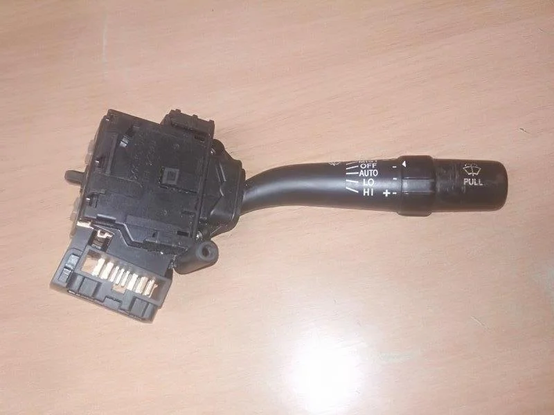Б.у. переключатель стеклоочистителей (праворуль) TOYOTA CAMRY V30 ACV30 TOYOTA CAMRY V30 ACV30