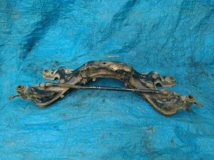 Б.у. балка под двс NISSAN MAXIMA A32 NISSAN MAXIMA A32