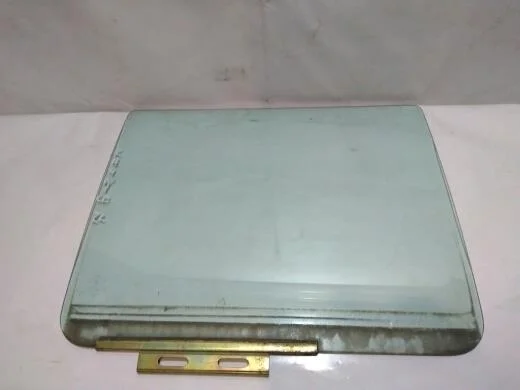 Б.у. стекло двери MITSUBISHI PAJERO SPORT K94W MITSUBISHI PAJERO SPORT K94W