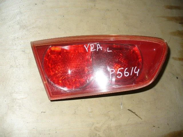 Б.у. фонарь внутренний MITSUBISHI LANCER CY2A MITSUBISHI LANCER CY2A