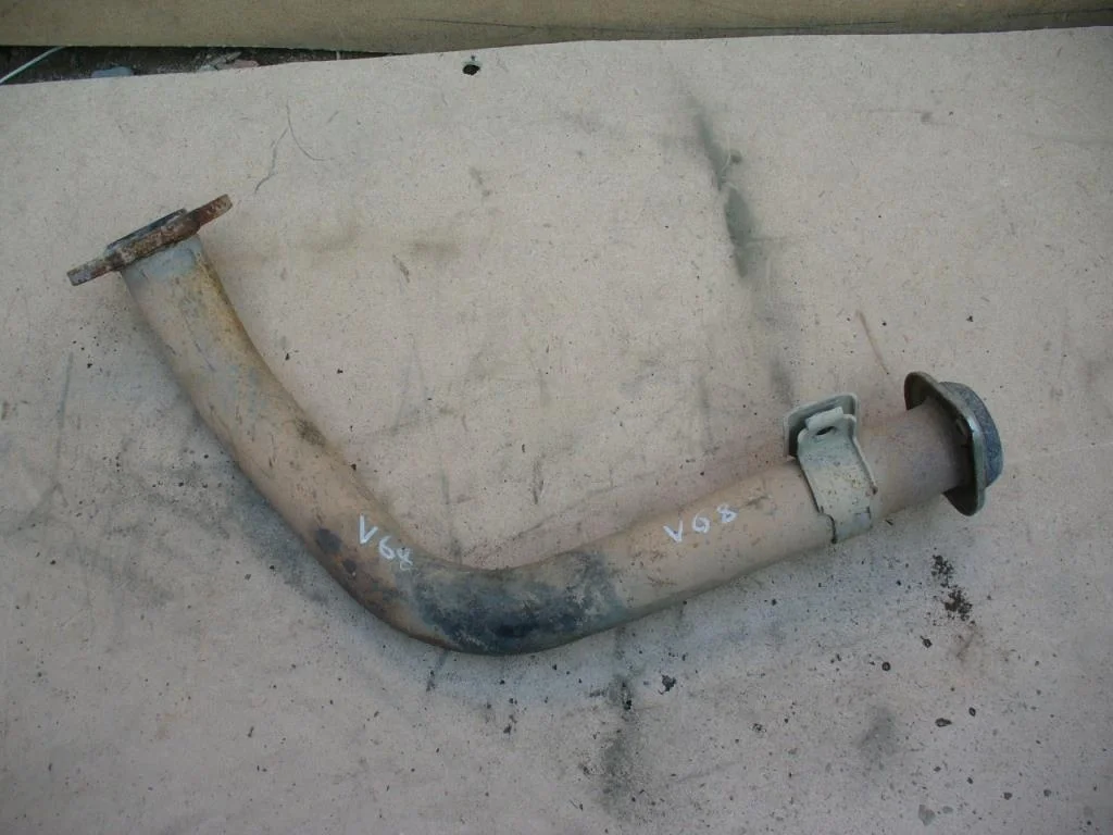 Б.у. глушитель MITSUBISHI PAJERO V68W MITSUBISHI PAJERO V68W