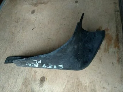 Б.у. брызговик TOYOTA COROLLA ZRE151 TOYOTA COROLLA ZRE151