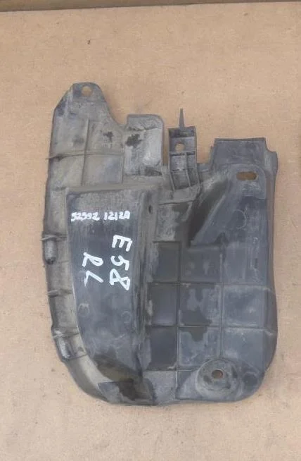 Б.у. пыльник бампера TOYOTA COROLLA ZRE151 TOYOTA COROLLA ZRE151