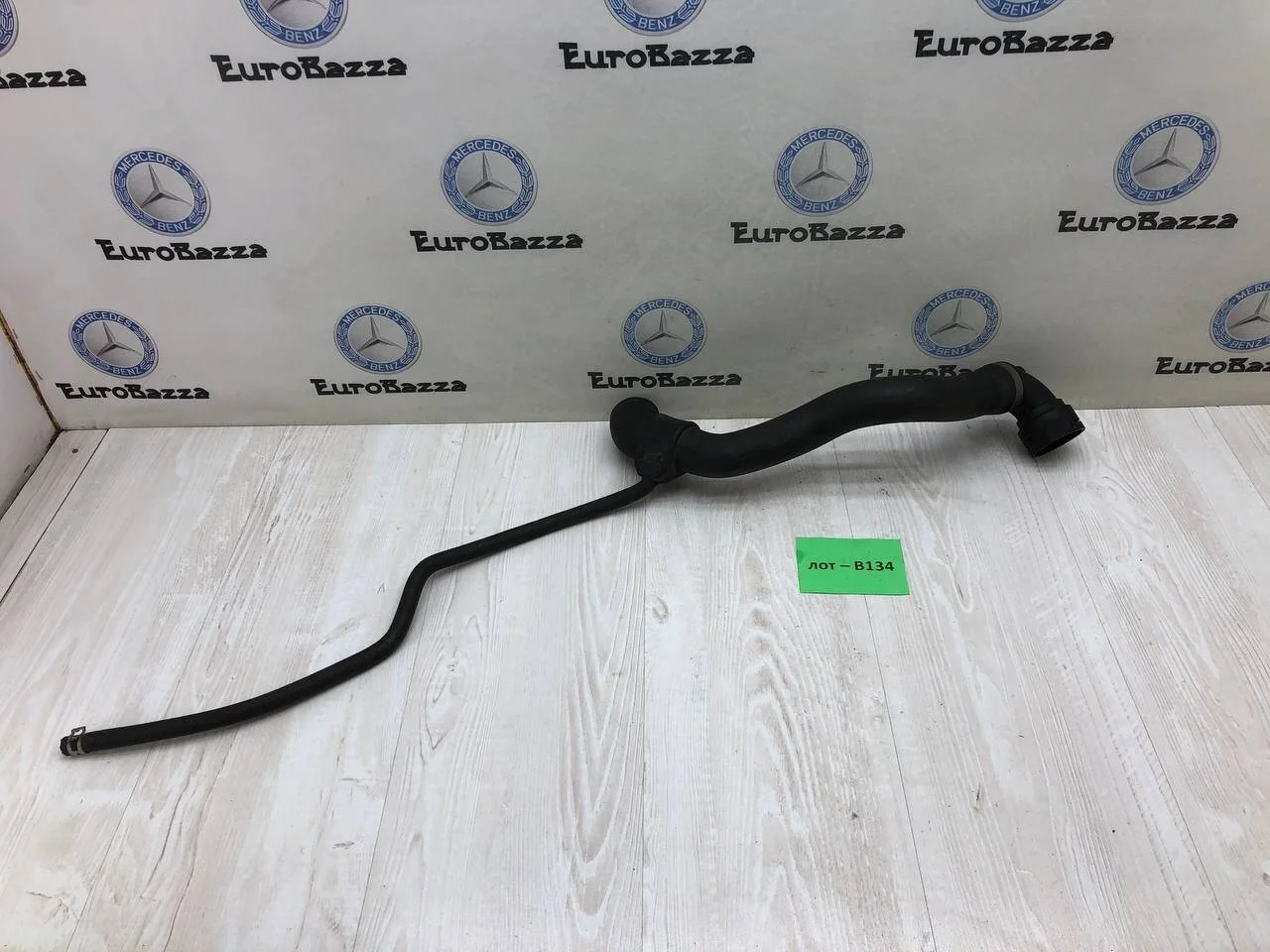 Патрубок радиатора верхний левый Mercedes W215