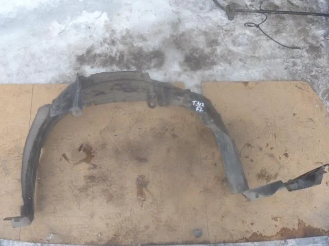 Б.у. подкрылок NISSAN X-TRAIL T31 NISSAN X-TRAIL T31