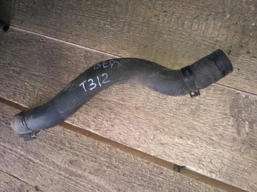 Б.у. патрубок радиатора NISSAN X-TRAIL T31 NISSAN X-TRAIL T31