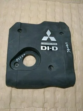 Б.у. крышка двигателя декоративная MITSUBISHI PAJERO SPORT KH4W MITSUBISHI PAJERO SPORT KH4W