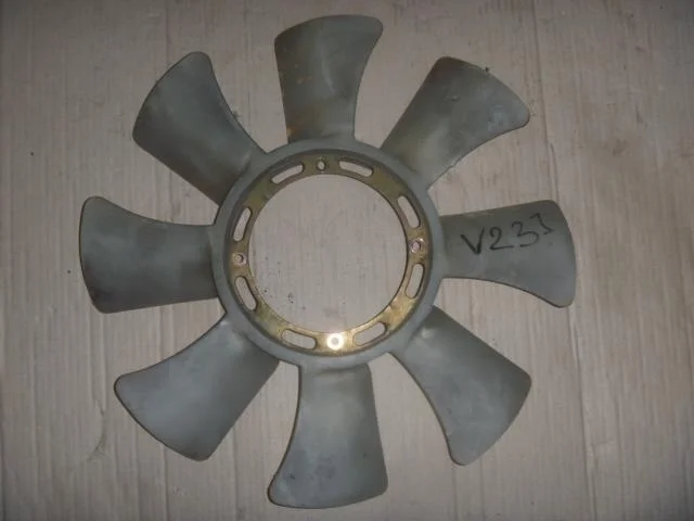 Б.у. крыльчатка MITSUBISHI PAJERO V23W MITSUBISHI PAJERO V23W